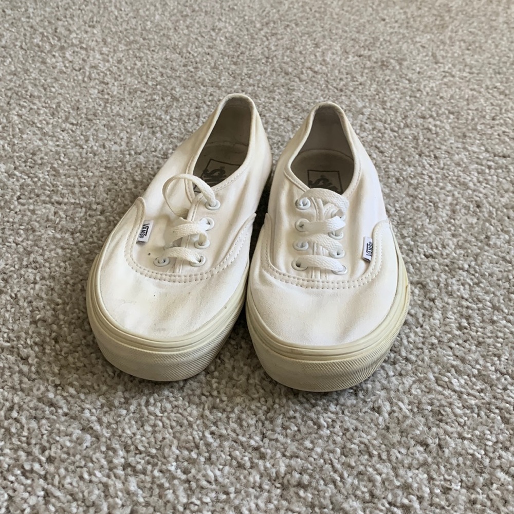 Old white vans